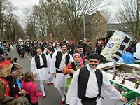 Karnevalszug 2016 - Bilder an der Kommandeursburg