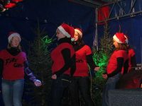 Fire-Girls beim Weihnachtsmarkt