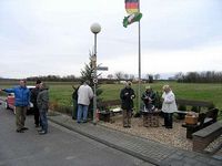 Vorbereitung zum Adventsfenster Lutherstraße