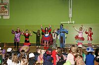 Weiberfastnacht in der Grundschule