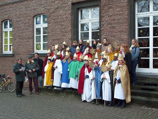 Gruppenfoto der Sternsinger